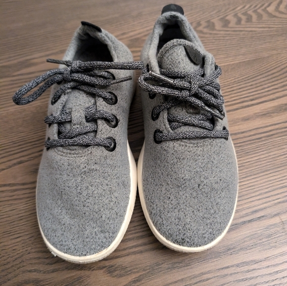 Allbirds Gray Wool Runner Shoes Size 6 - Picture 2 of 7